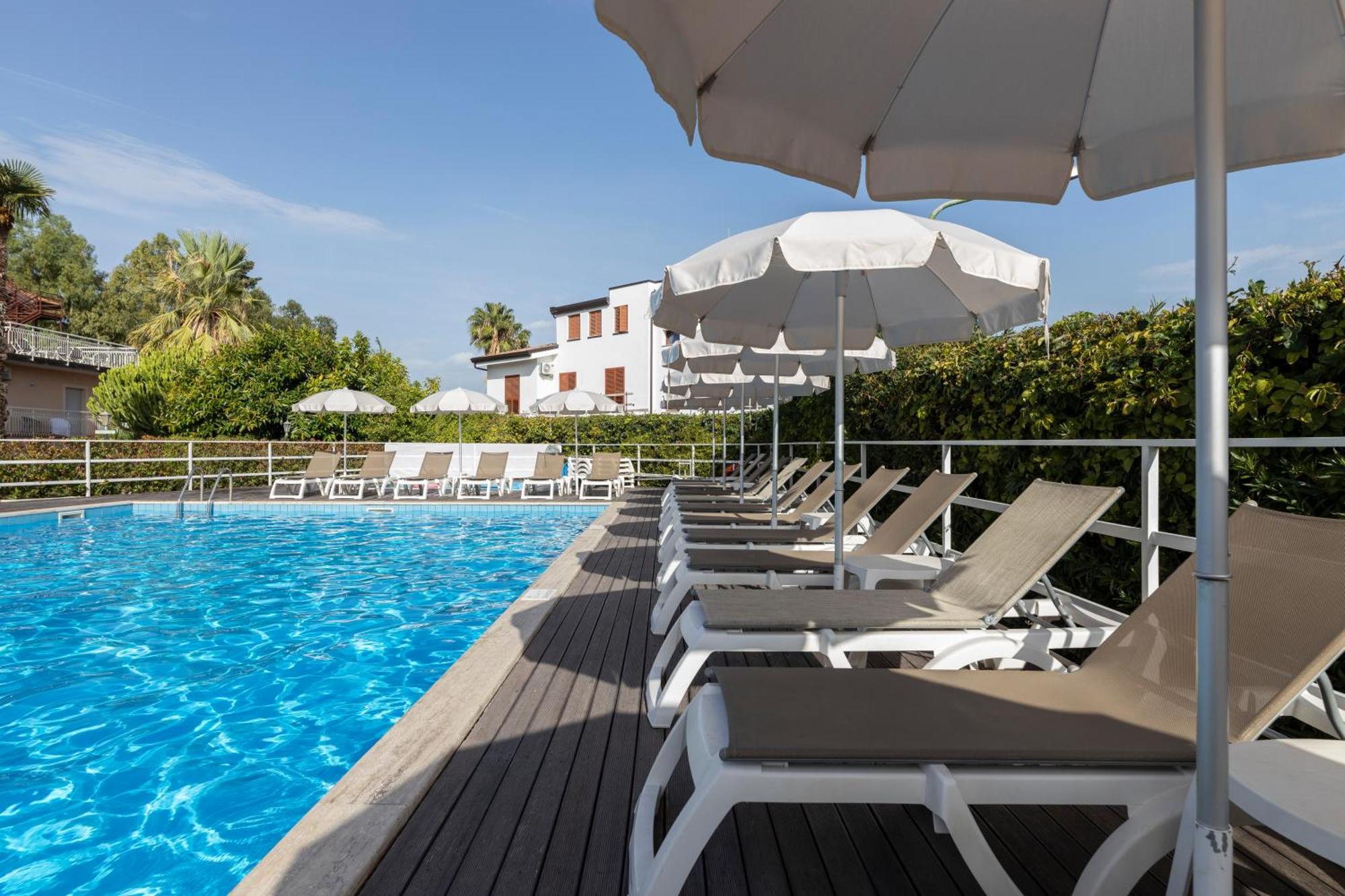 Residence Villa Giardini 3* Giardini Naxos