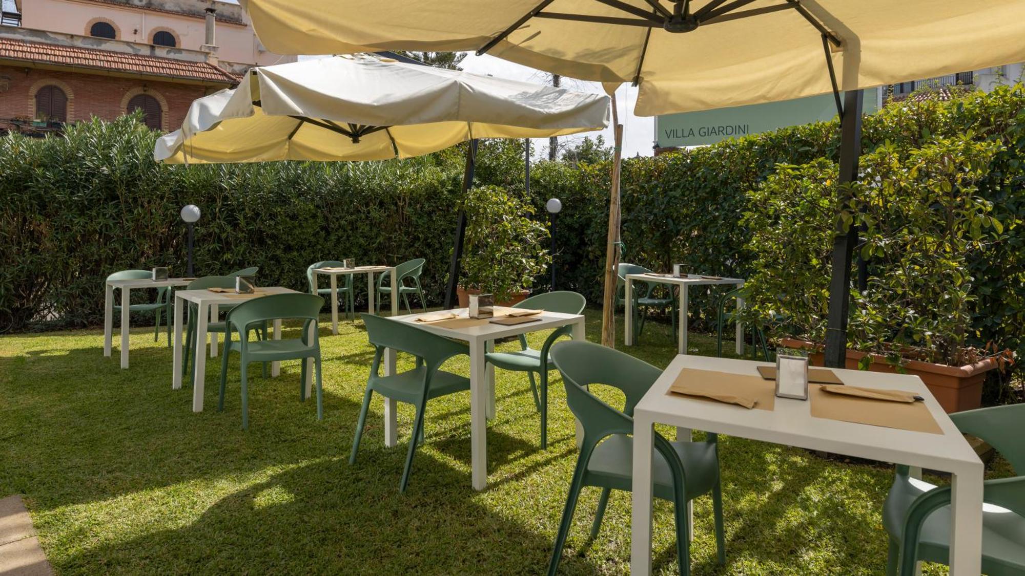 Residence Villa Giardini Aparthotel