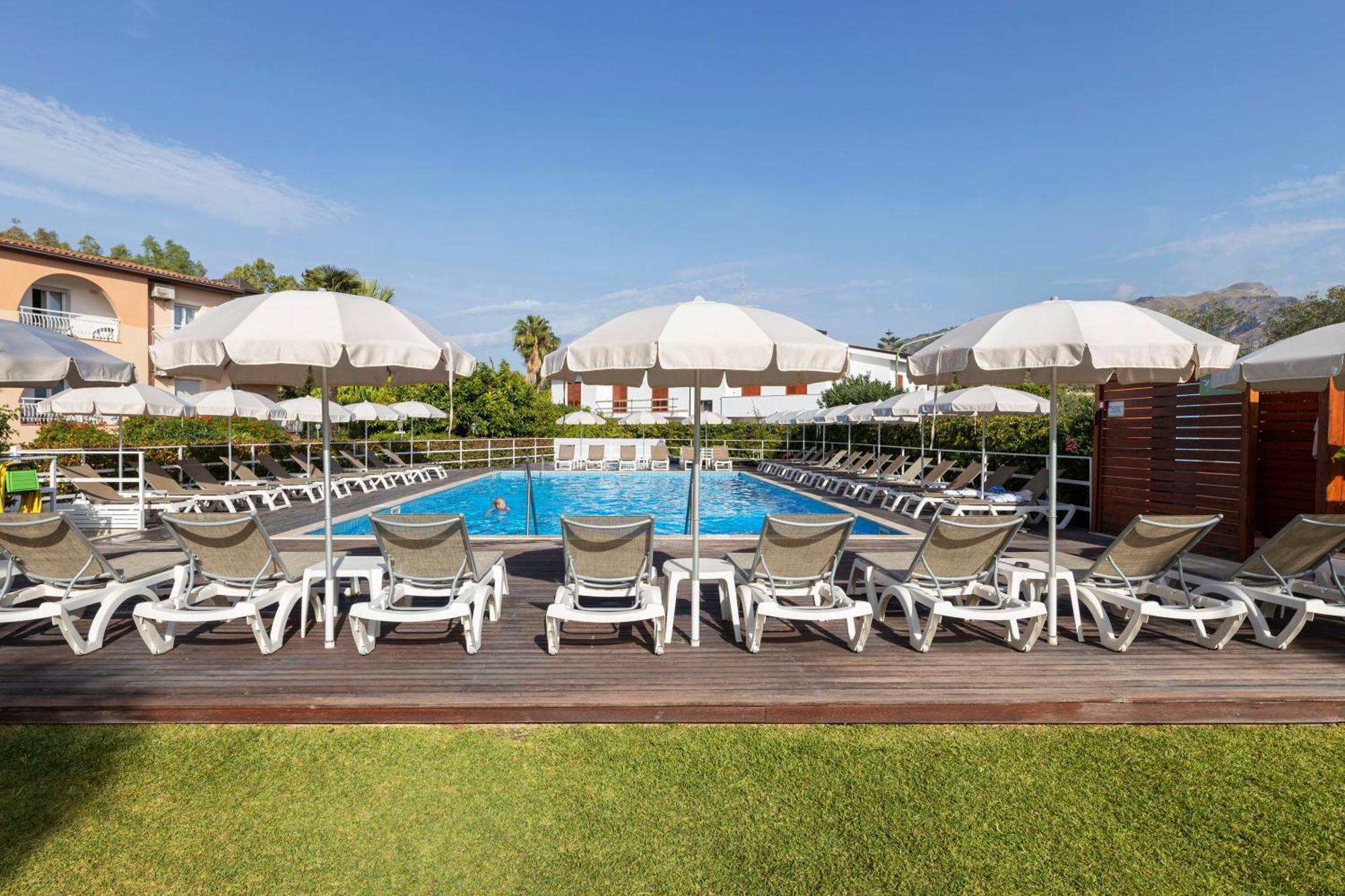 Residence Villa Giardini Aparthotel Giardini Naxos