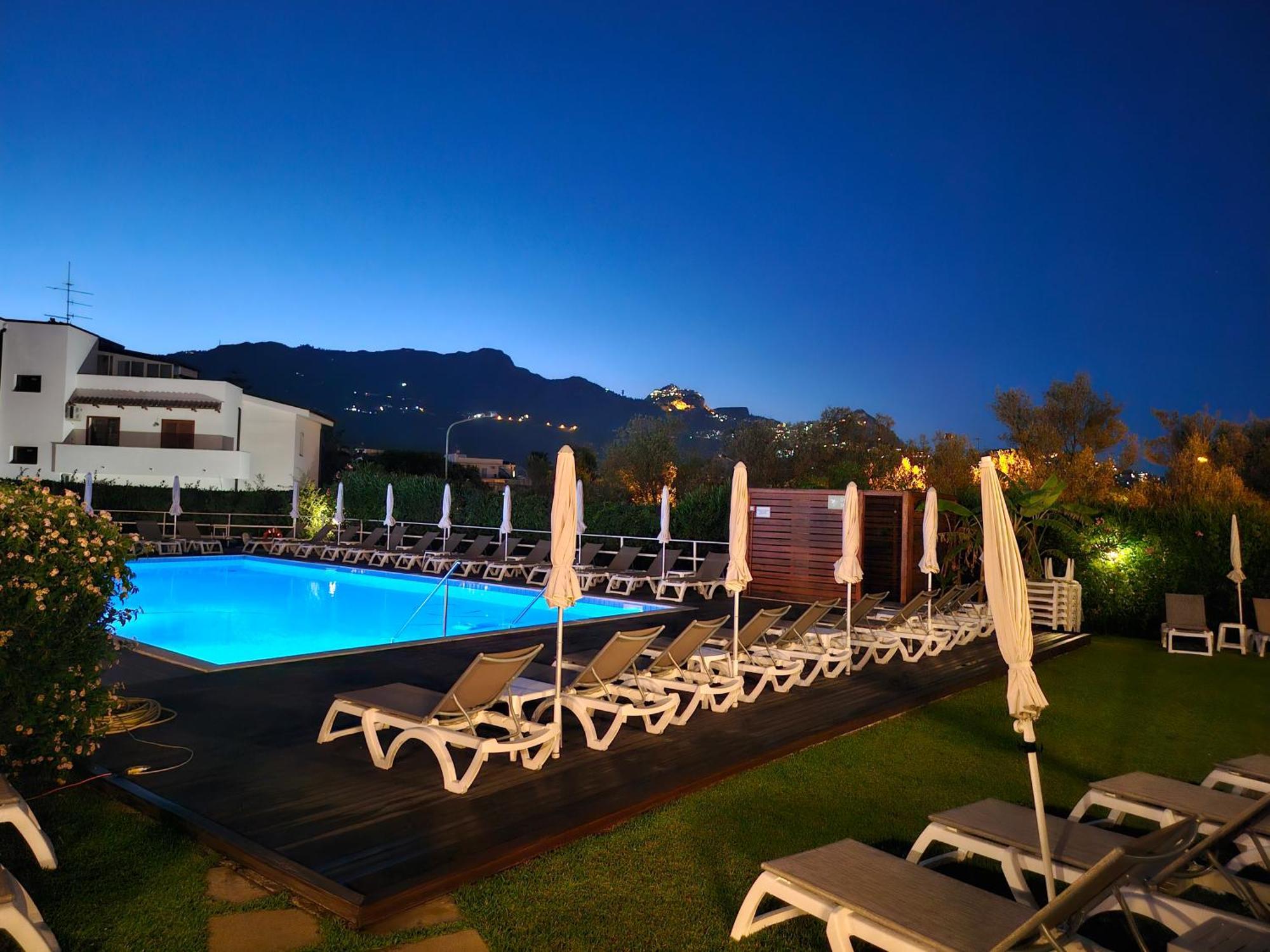 Aparthotel Residence Villa Giardini