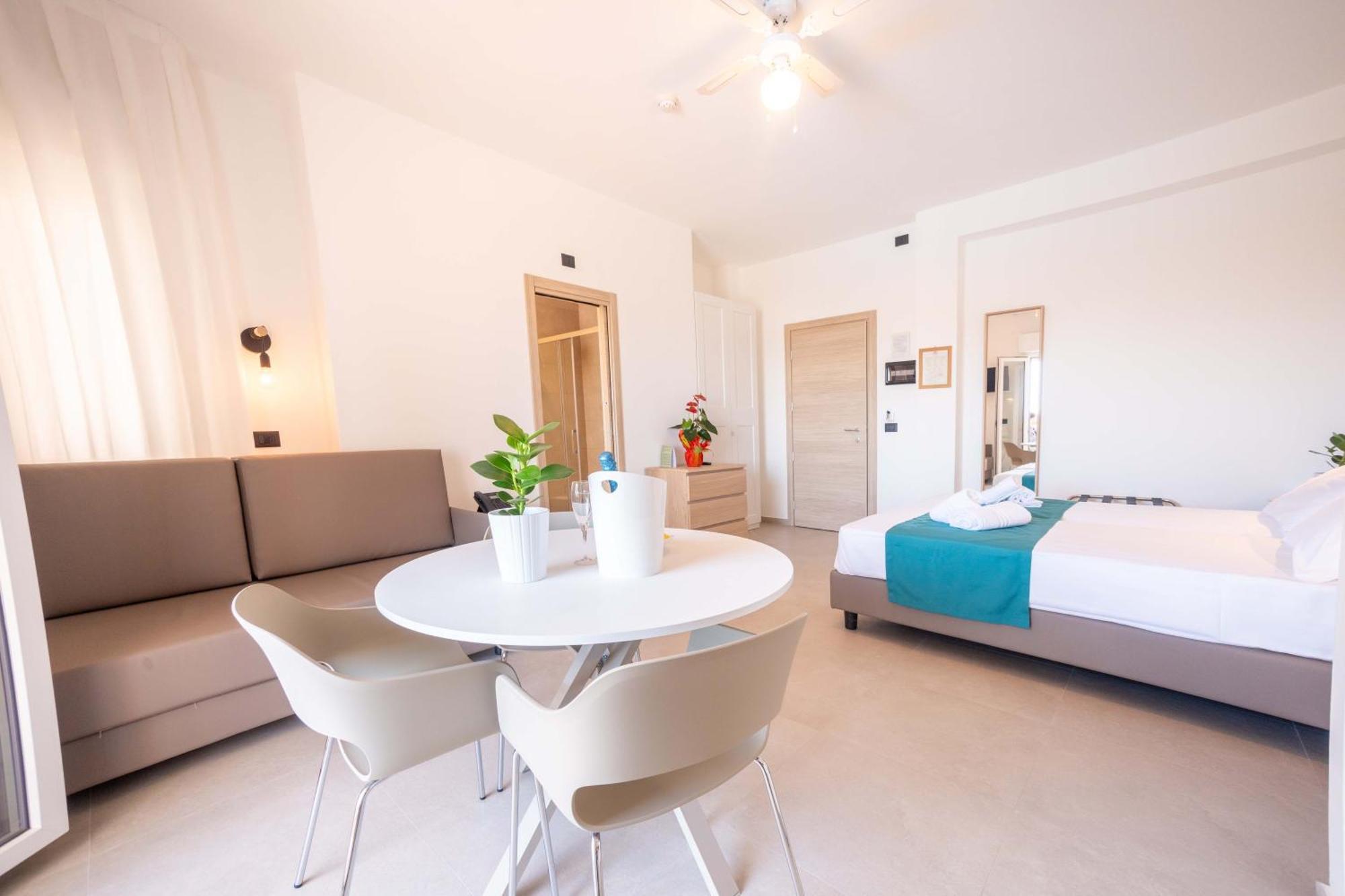 Residence Villa Giardini 3*
